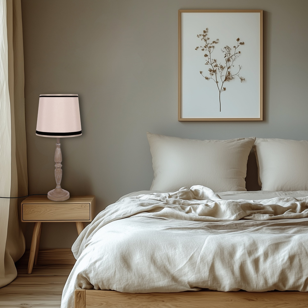 Lampka nocna Cardinale z abażurem beżowym do sypialni na stolik nocny E27
